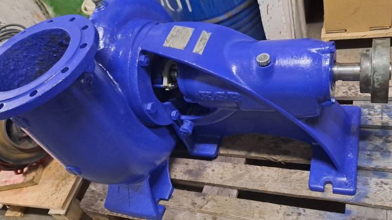 Réparation en atelier de pompes KSB ETA D 250/29 NA (1982)